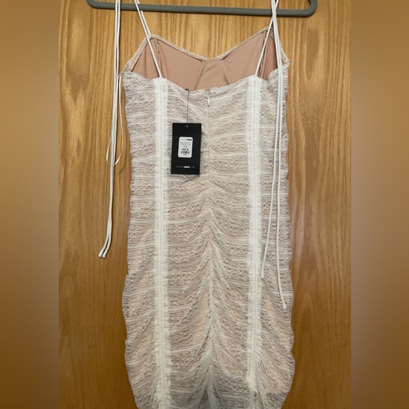 FASHION NOVA DRESS - Picture 2 of 2